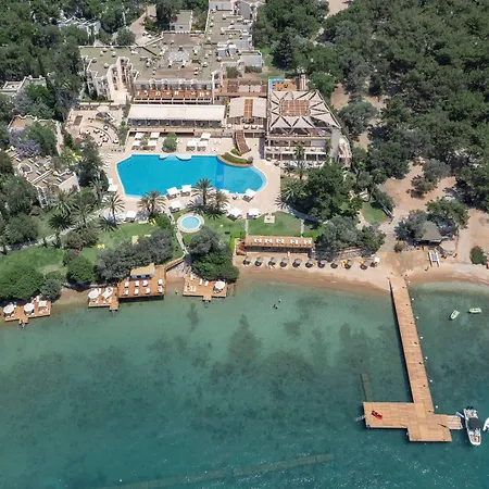 Resort Doubletree By Hilton Bodrum Isil Club Ultra 5*