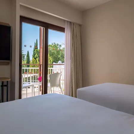 Doubletree By Hilton Bodrum Isil Club Ultra Resort 5*