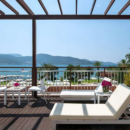 Resort Doubletree By Hilton Bodrum Isil Club Ultra