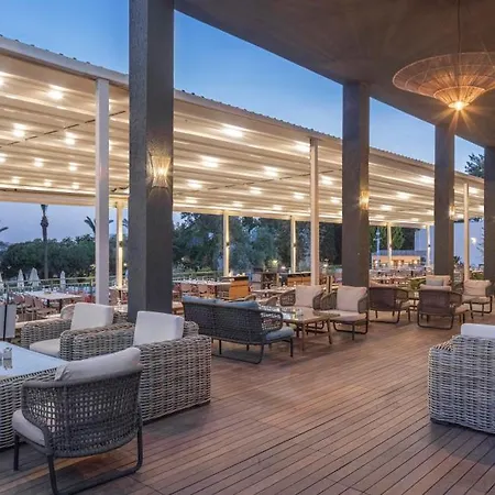 Doubletree By Hilton Bodrum Isil Club Ultra 5*