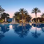Doubletree By Hilton Bodrum Isil Club Ultra Resort