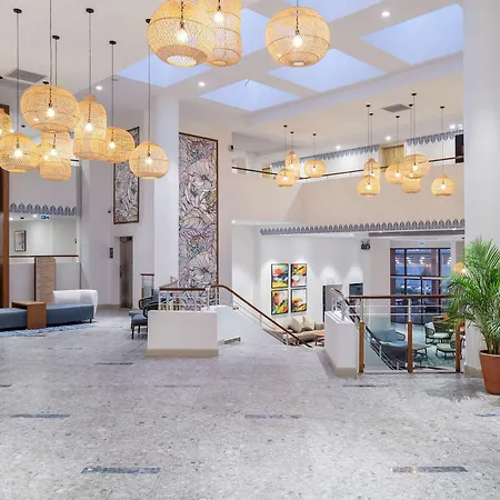 Doubletree By Hilton Bodrum Isil Club Ultra Semesteranläggning (resort)
