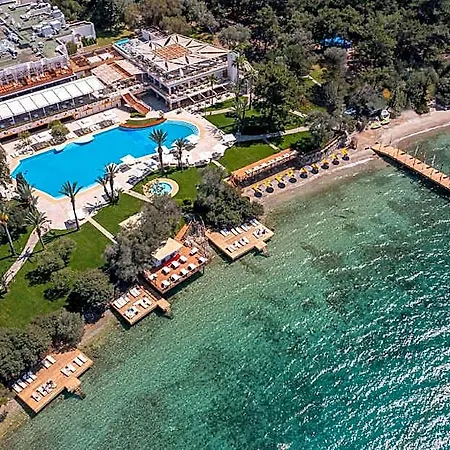 Doubletree By Hilton Bodrum Isil Club Ultra Resort 5*
