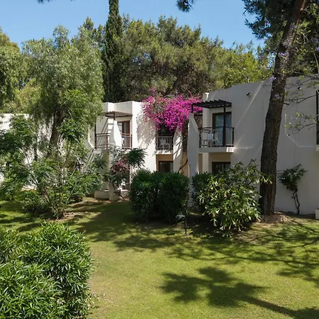 Doubletree By Hilton Bodrum Isil Club Ultra 5*