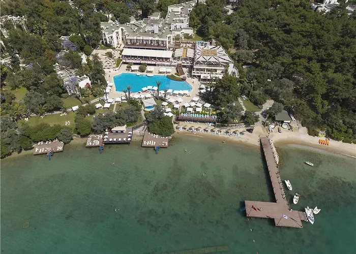 Ośrodek wypoczynkowy Doubletree By Hilton Bodrum Isil Club Ultra 5*